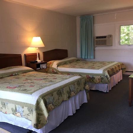 ميناء دينيس Doryman Motel المظهر الخارجي الصورة